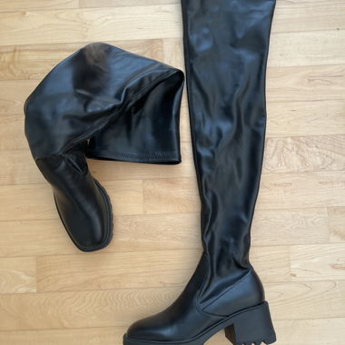 Black Over-the-Knee Boots