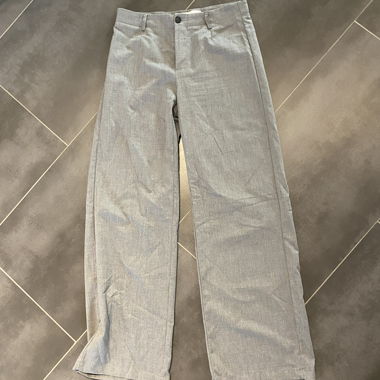 Graue Hose