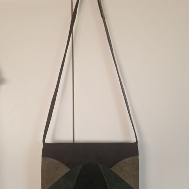 Sac bandoulière Bruno Magli