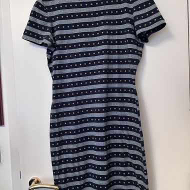 Versace Kleid mit Muster