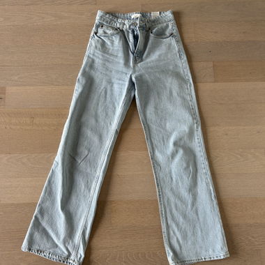 hellblaue wide leg Jeans