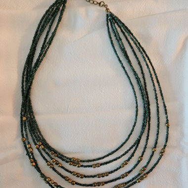 Collier à perles multirang