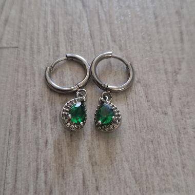Boucles d’oreilles créoles vertes