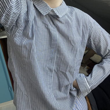 Gestreifte Bluse mit Schleife