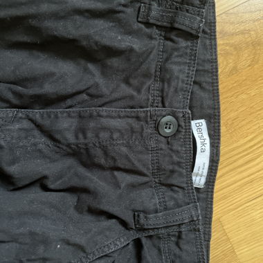 Pantaloni cargo baggy neri Bershka