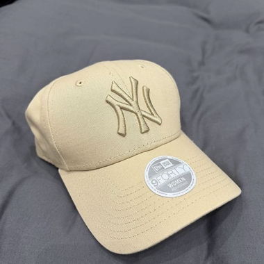 Selling New Era cap