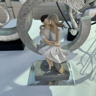 Decorazione figurativa coppia di innamorati