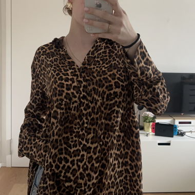 Leopard Blusenkleid