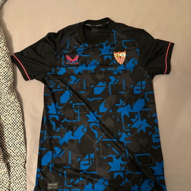 Sevilla Third-Trikot schwarz und blau 23/24