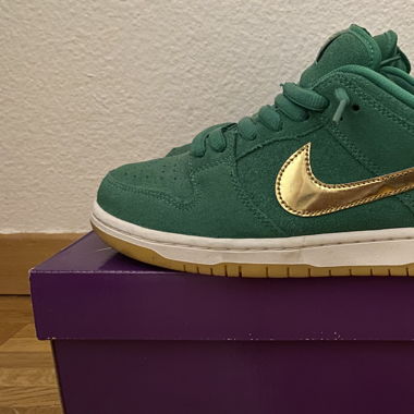 NIKE SB DUNK ST Patrick 