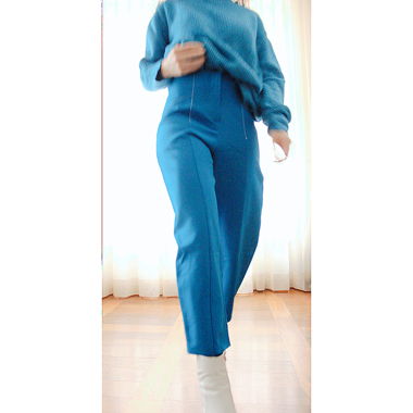 High Waist Hose im Karottenschnitt