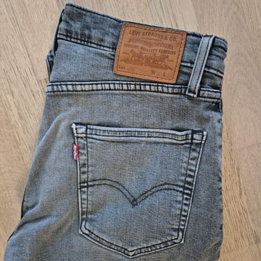 Levis Jeans grau
