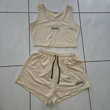 Crop top e shorts