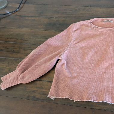 cropped loose pink sweater 