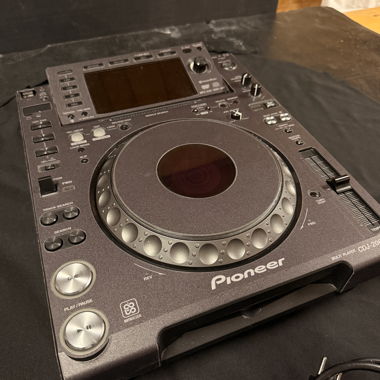 Pioneer CDJ-2000 Nexus