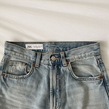 Ausgefranste Jeans