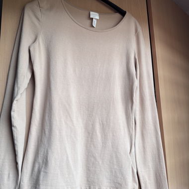 Maglietta beige a maniche lunghe