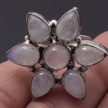 Bague avec pierre de lune naturelle