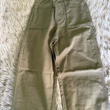 Pantaloni larghi kaki