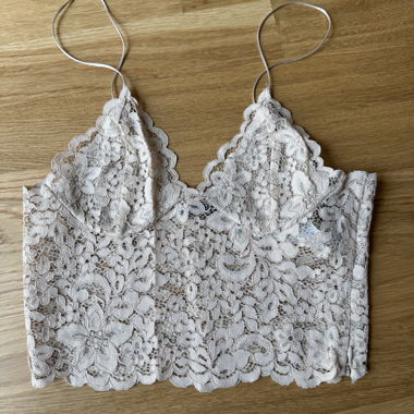 Top en dentelle ZARA crème - Taille S