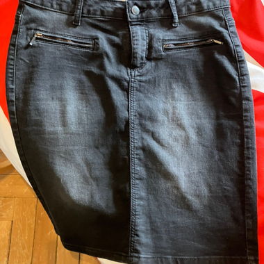 Black CAMAIEU Skirt