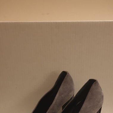 Shy pumps brand new size 41