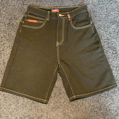 Jorts neri