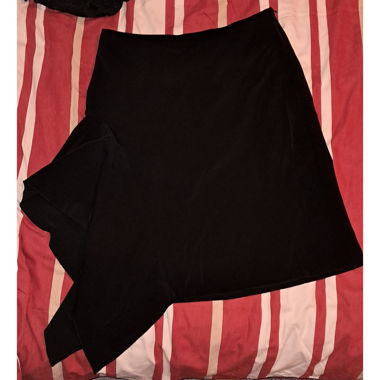 Black midi skirt