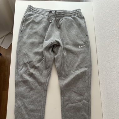 NIKE Trainerhose -grau