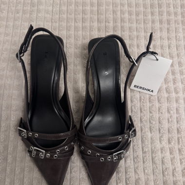 Escarpins Slingback Bershka