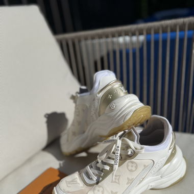 Sneakers Run 55 Blanc Monogram LV