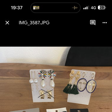 Statement Ohrringe von Zara, H&M etc