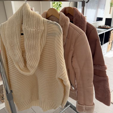 Veste en fausse fourrure rose