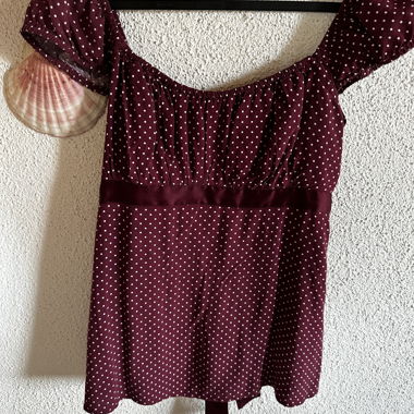 Top Hollister bordeaux a pois