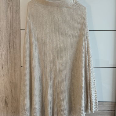 Zweiteiliges Set von Mango – Shirt & Rock M/L