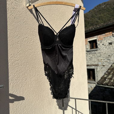 guess bodysuit