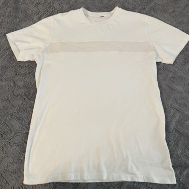 Weisses T-Shirt