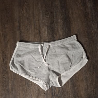 kurze Hosen