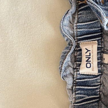 kurze jeans hose