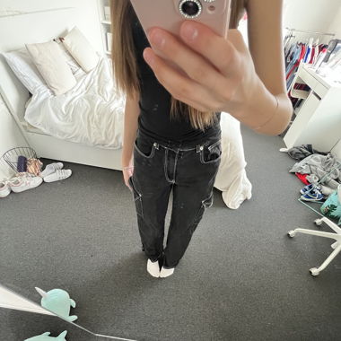 Schwarze High waist jeans mit weisser Naht