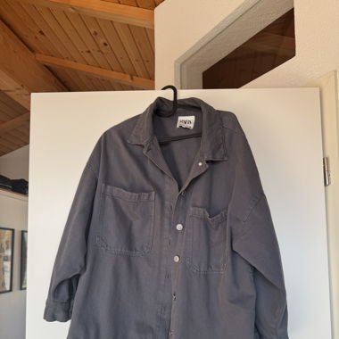 Zara Jacke