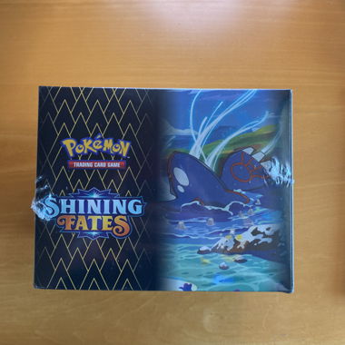Versiegeltes Pokémon Shining-Fates-Display