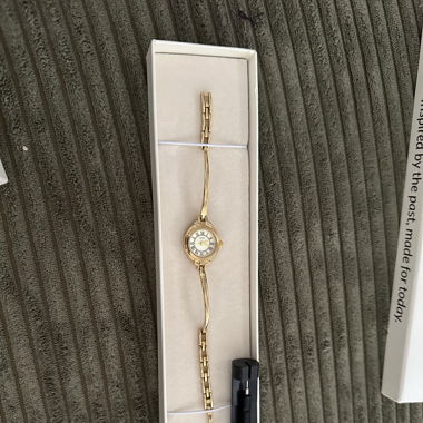 Armbanduhr