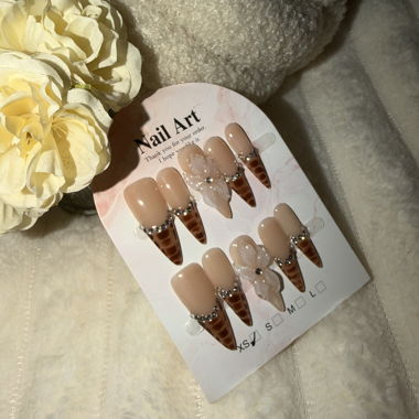 Press on nails 