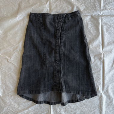 “Trigger” striped skirt