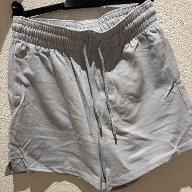 Comfy shorts size medium