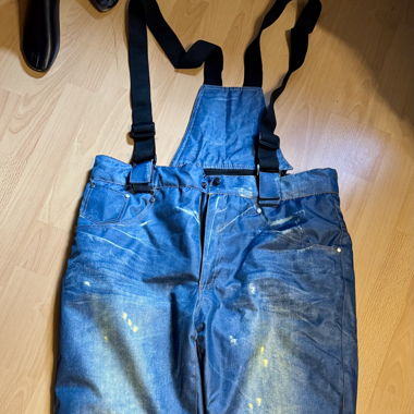 Pantalon de ski style jeans avec bretelles 