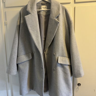Grey coat 