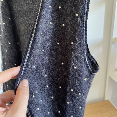 Gilet en laine perlée