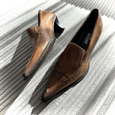 Talon pointus en cuir brun made in Italy